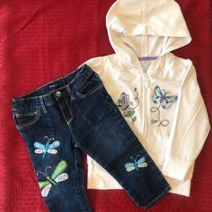babyGap girls size 4T jean capris with hoodie. EUC